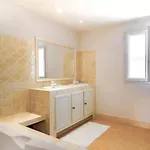 With 1 Bedroom 度假居 圣马克西姆