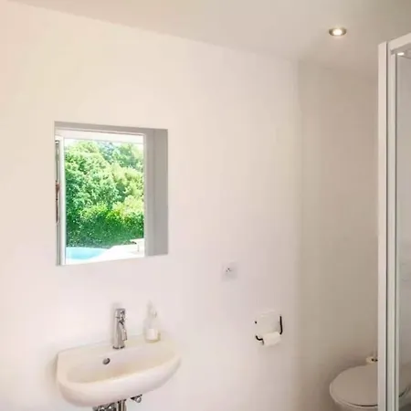 With 1 Bedroom Σπίτι διακοπών