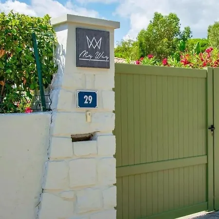 With 1 Bedroom Σπίτι διακοπών